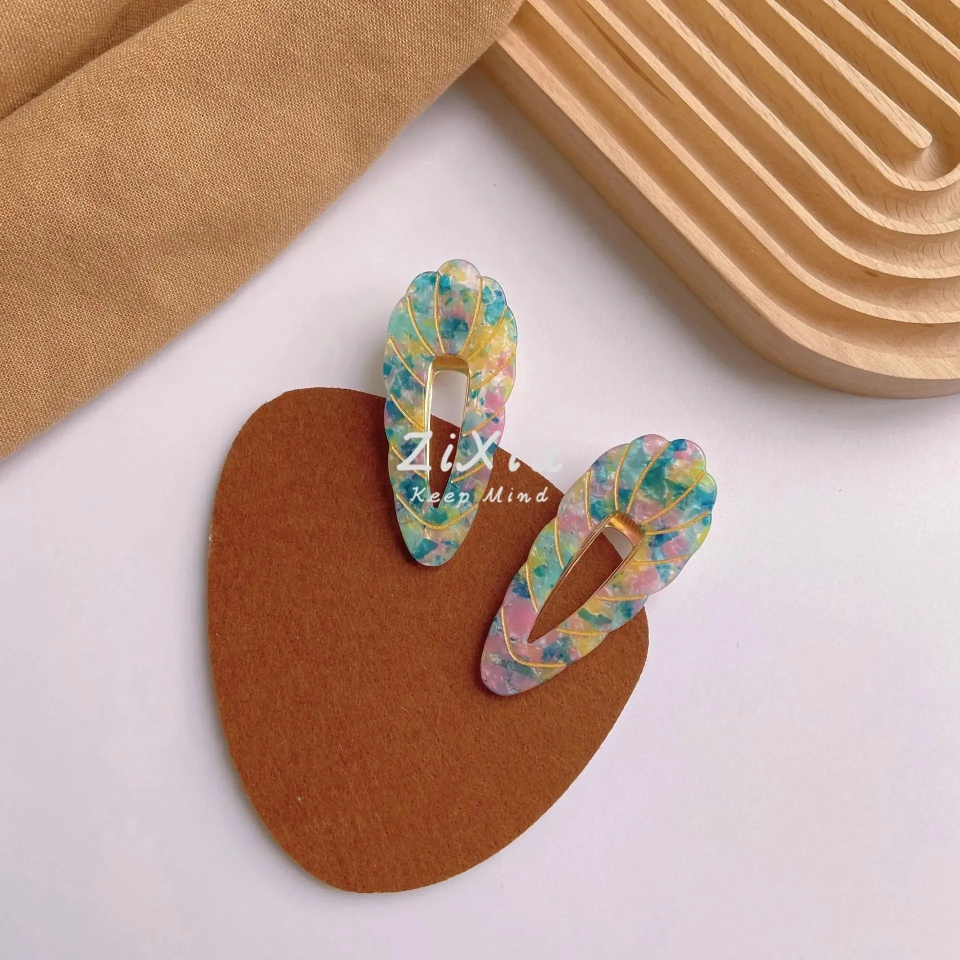 Acrylic Barrettes Scribing Wavy Edge
