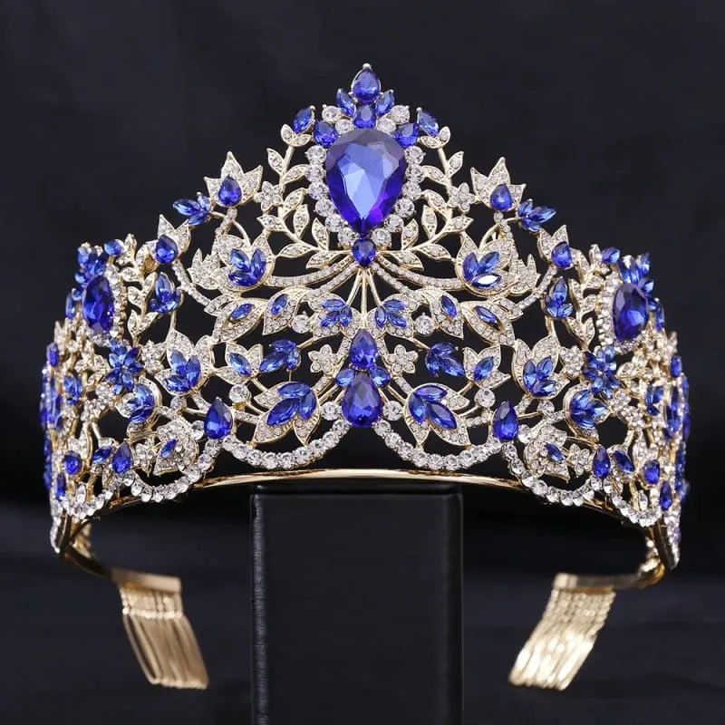 Baroque Style Large Rhinestone Wedding Crown for a Glamorous Look
