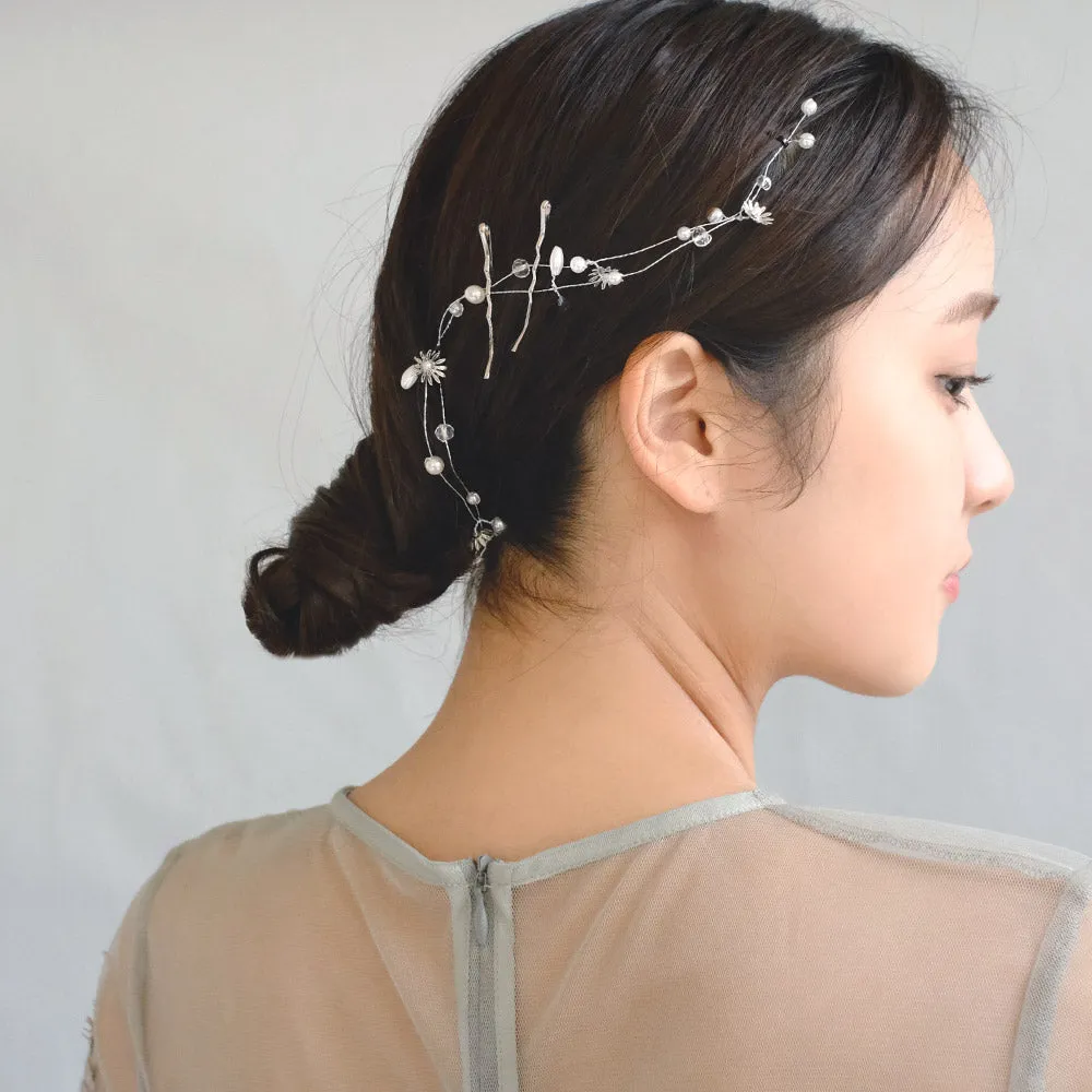 Flower and Pearl Hair Vine