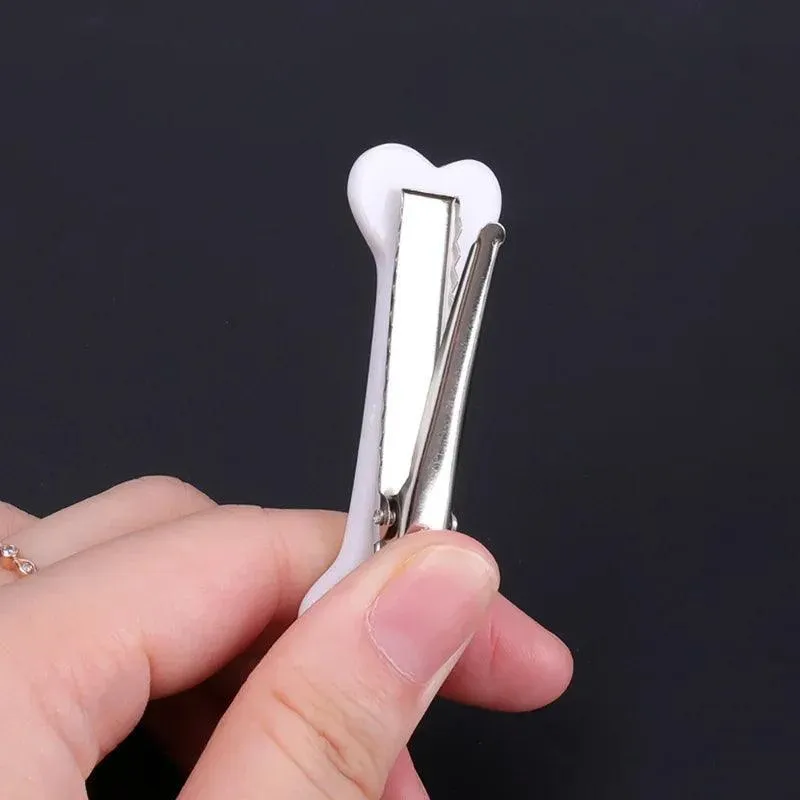 Lovely White Bone Hairpin Set: Stylish Clips & Chic Accessories - Fashion for Trendsetters