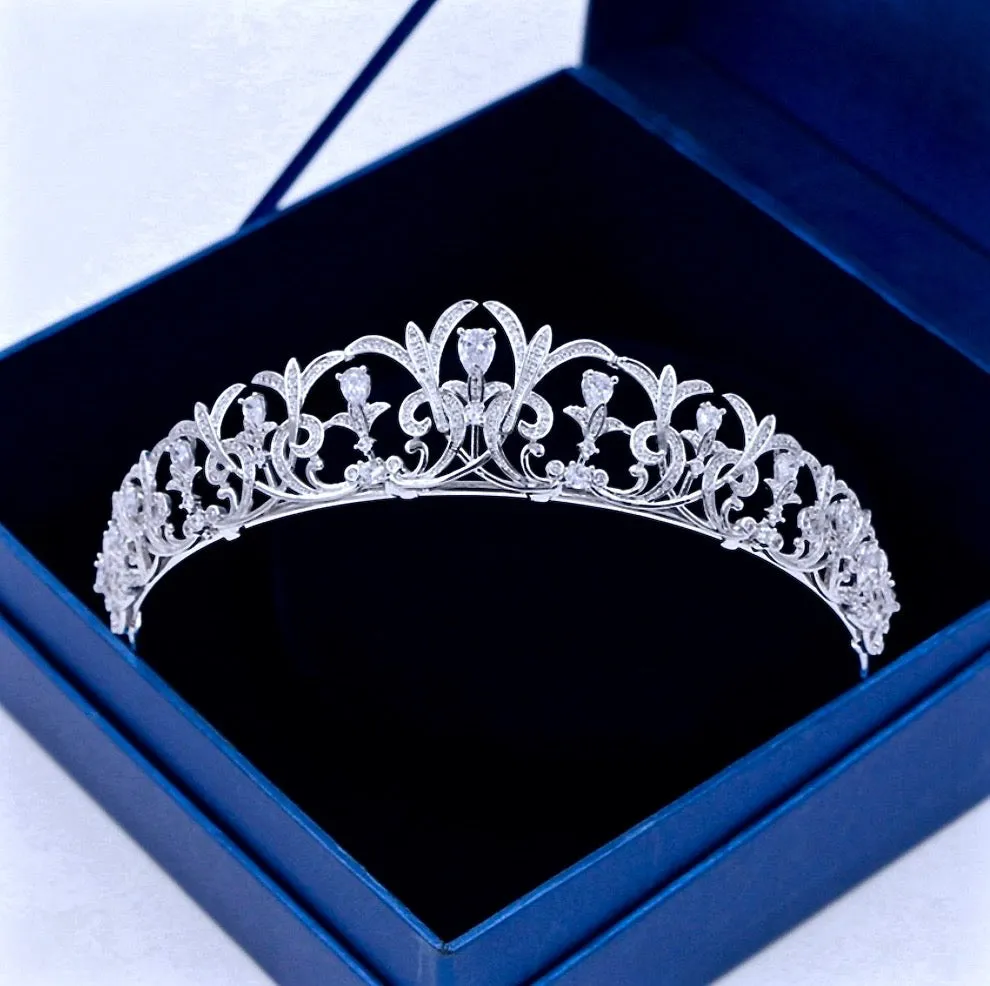 "Lynnea" - Silver Cubic Zirconia Bridal Tiara